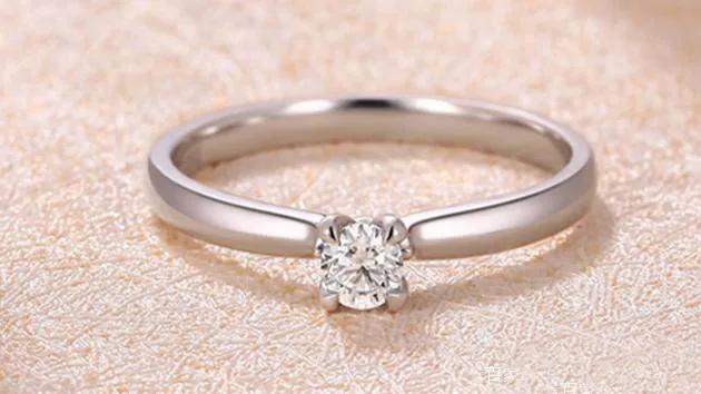 戒指表面凹位怎么处理,戒指不圆了恢复妙招