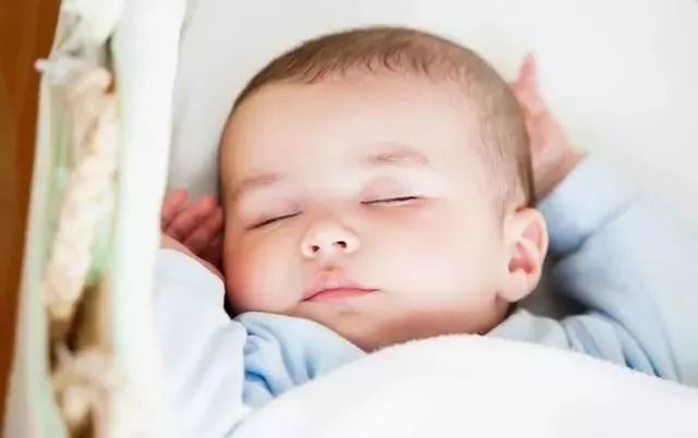 2岁宝宝夜醒求安慰怎么解决,2岁宝宝夜醒哭闹怎么回事