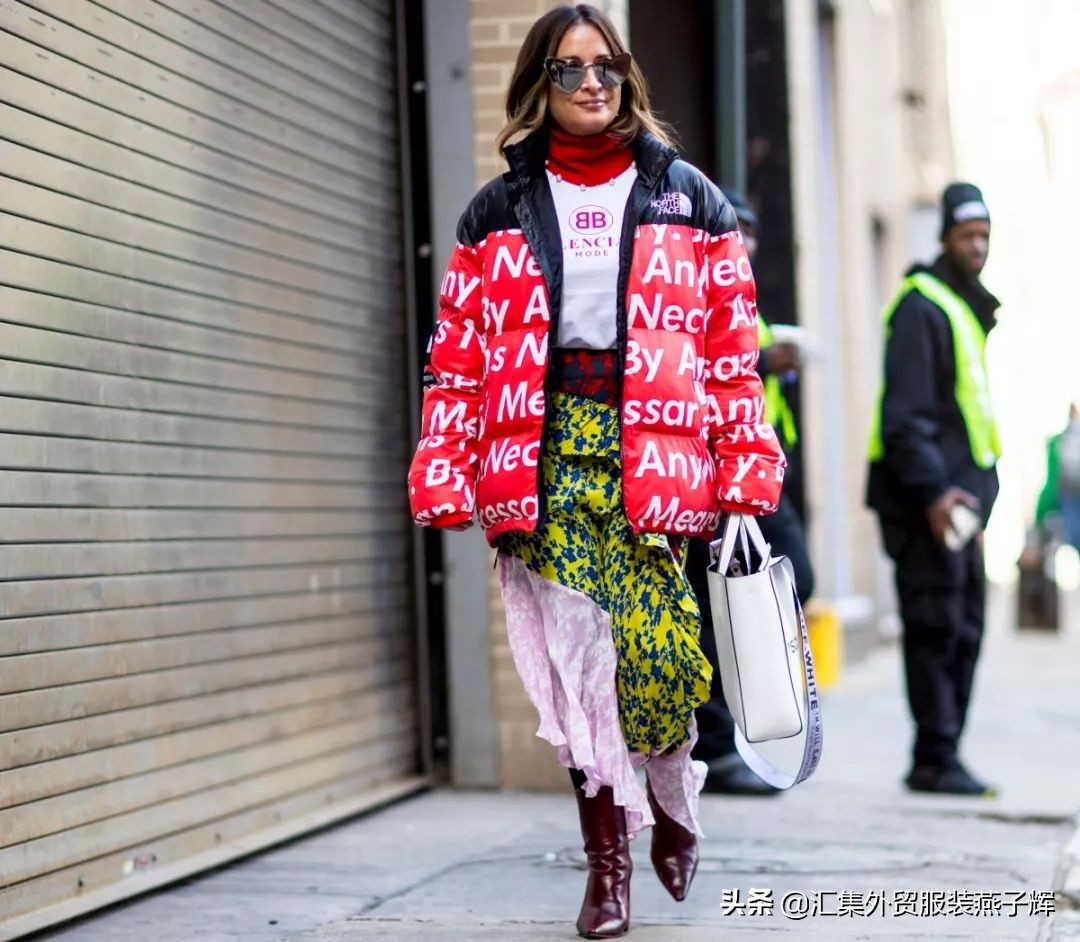 world of moncler羽绒服 (moncler羽绒服为什么这么贵)