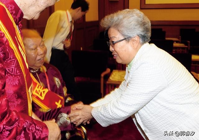 针尖上的巅峰人物2：非一般的成就背后，是非寻常的努力和付出