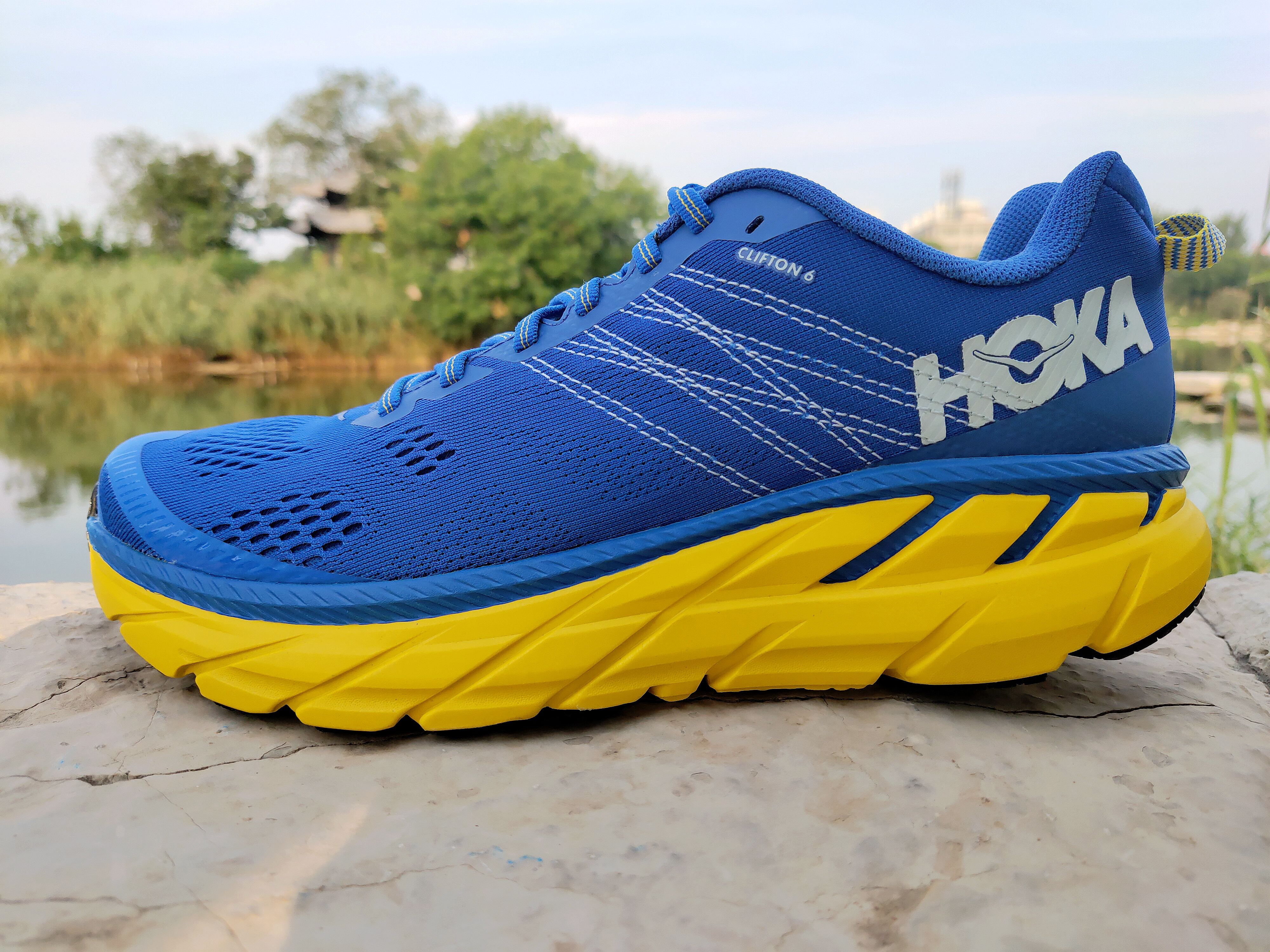 hoka大体重缓震跑鞋测评,稳定支撑缓震跑鞋评测