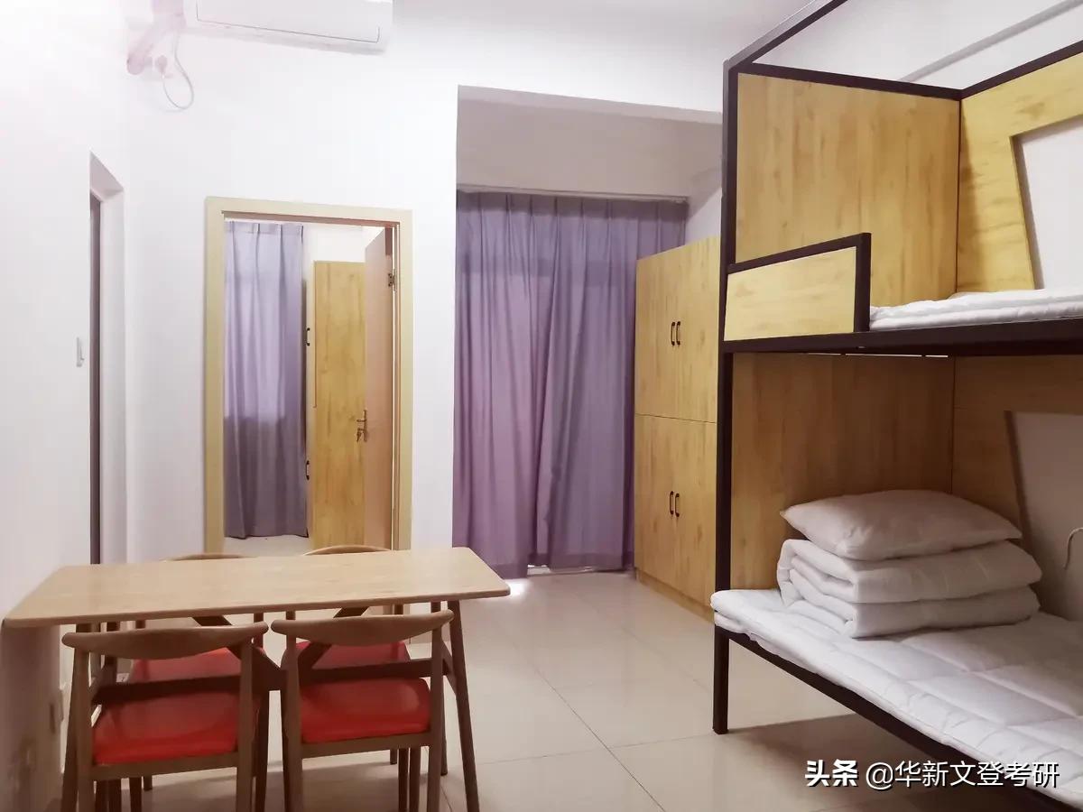 精英寄宿考研自习室,寄宿考研集训营自习室