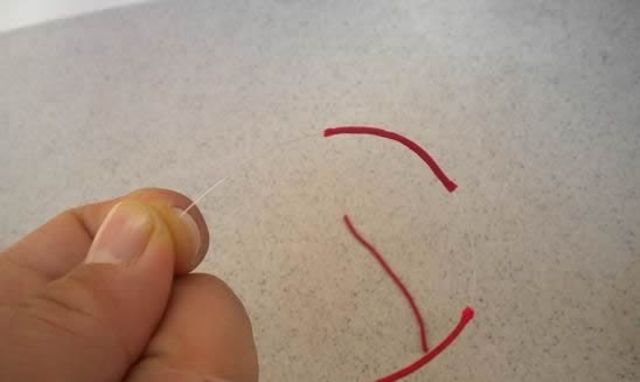 怎么把主线的断线绑在鱼竿上,主线断线打结方法