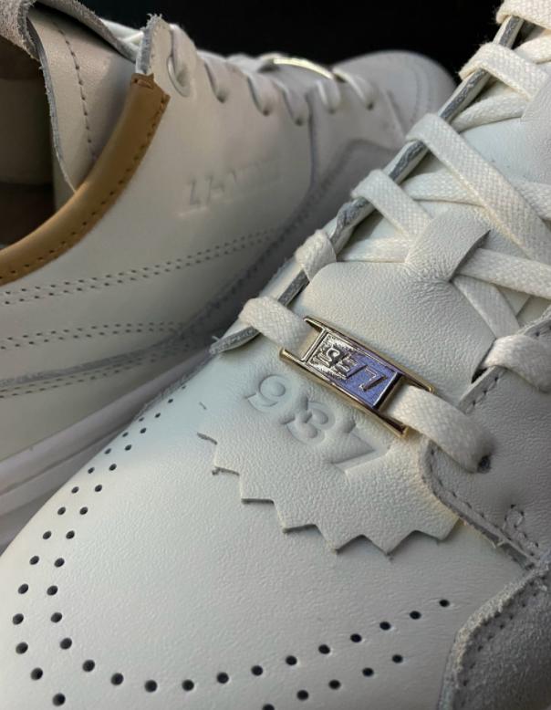 CJ1代终于要来了，新款板鞋时尚度满分，李宁这波新品太诱人