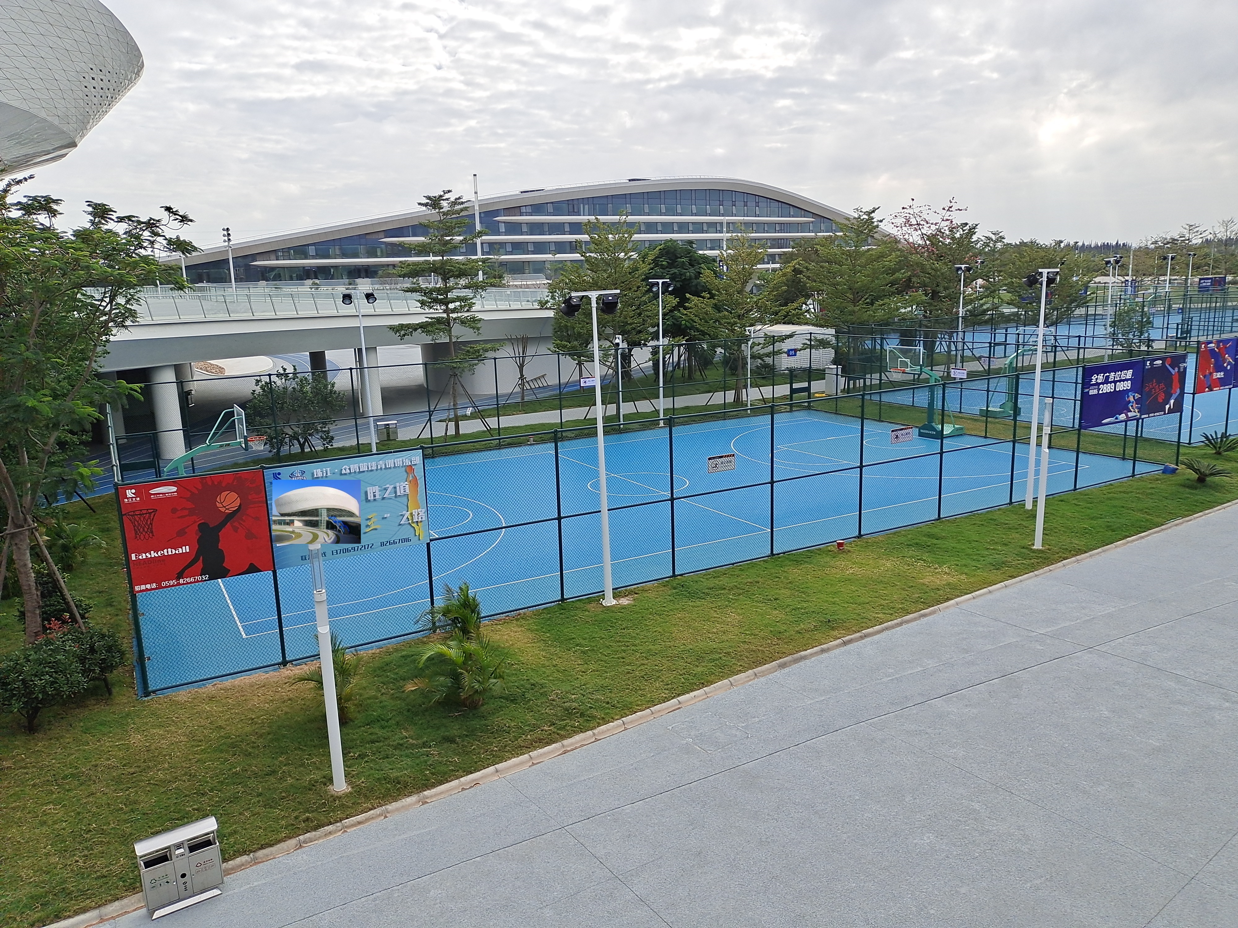 晋江市第二体育中心宣传片,晋江市第二体育中心有室内跑道吗