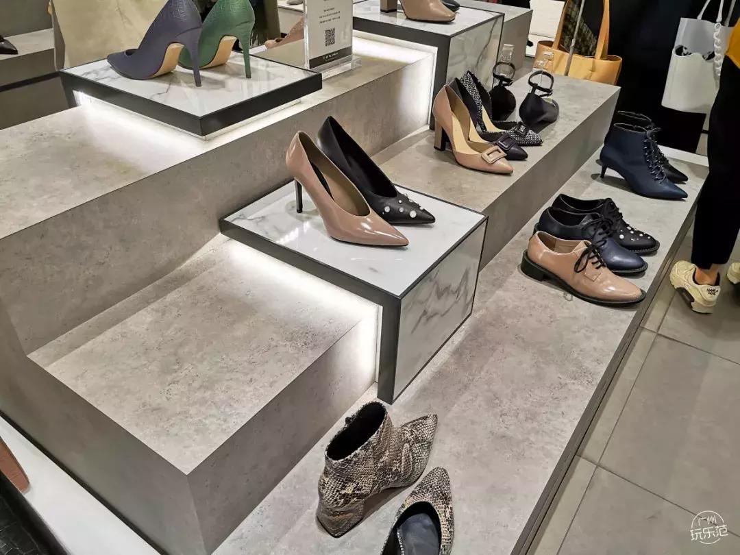 优衣库春季必入单品,优衣库衣服收藏价格