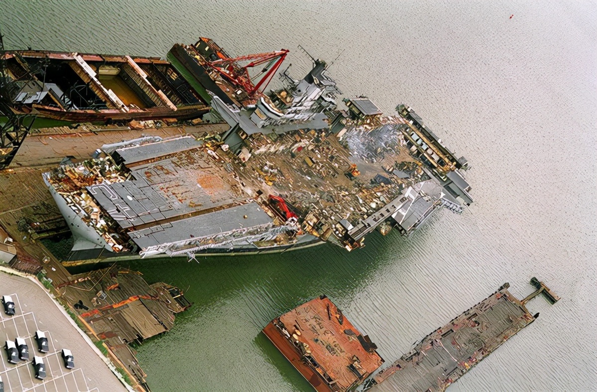 美军航母肯尼迪,肯尼迪航母小鹰