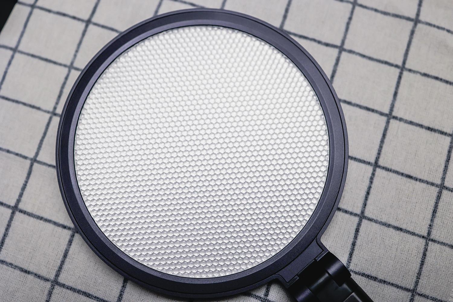 台灯护眼自动调节AA级,自动感应护眼台灯