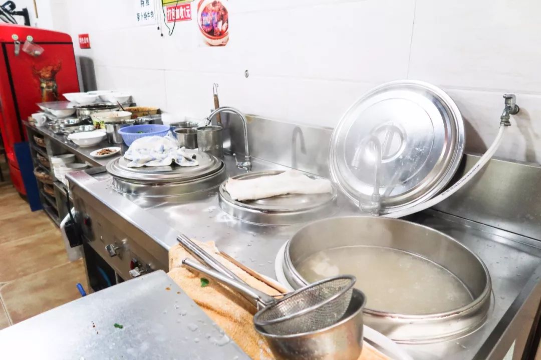 张杰老家在成都新都区新繁镇哪里,新都离新繁多少公里