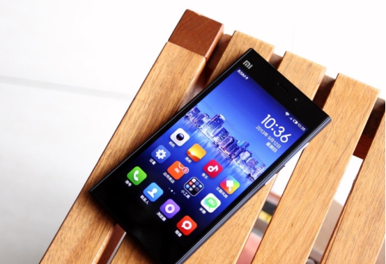 小米性能最好而且还便宜的手机,小米是目前性能最好的一款手机