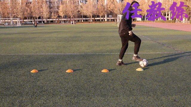 足球绕杆中考标准动作视频示范,体育中考足球绕杆周训练计划