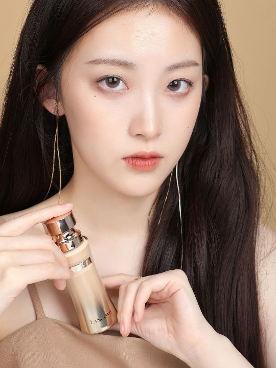 兰蔻菁纯粉底液100和110哪个好,兰蔻菁纯粉底液刷子