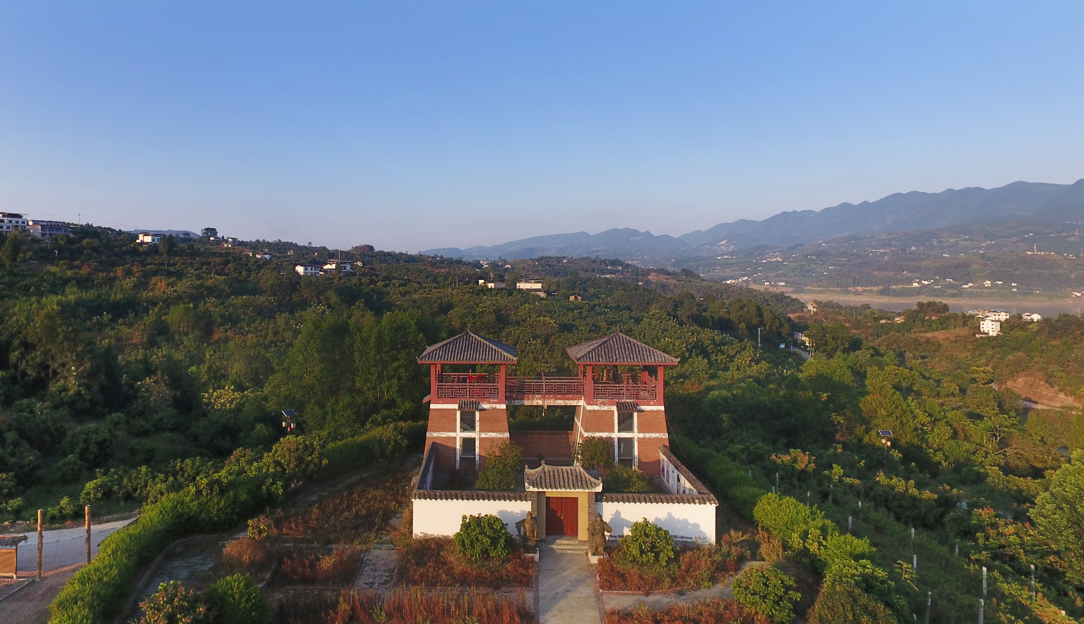 重庆理工大支援库区乡村振兴,在万州武陵镇兴办培训基地