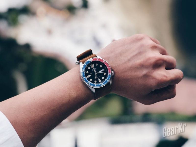 朴实无华劳力士,精工seiko手表男士翡翠绿水鬼5号