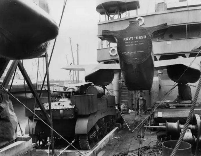 美国m4宝塔型坦克,美国m4主战坦克的特点