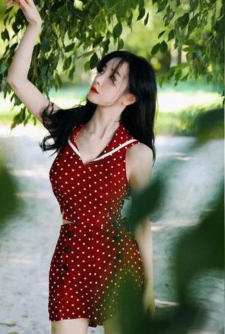 脸垮掉的女星,只能看脸不能看身材的7位女星