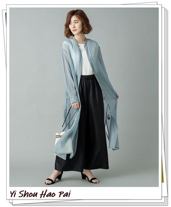 蓝色给人凉爽的感觉是什么心理,夏天蓝色衣服怎么搭配好看