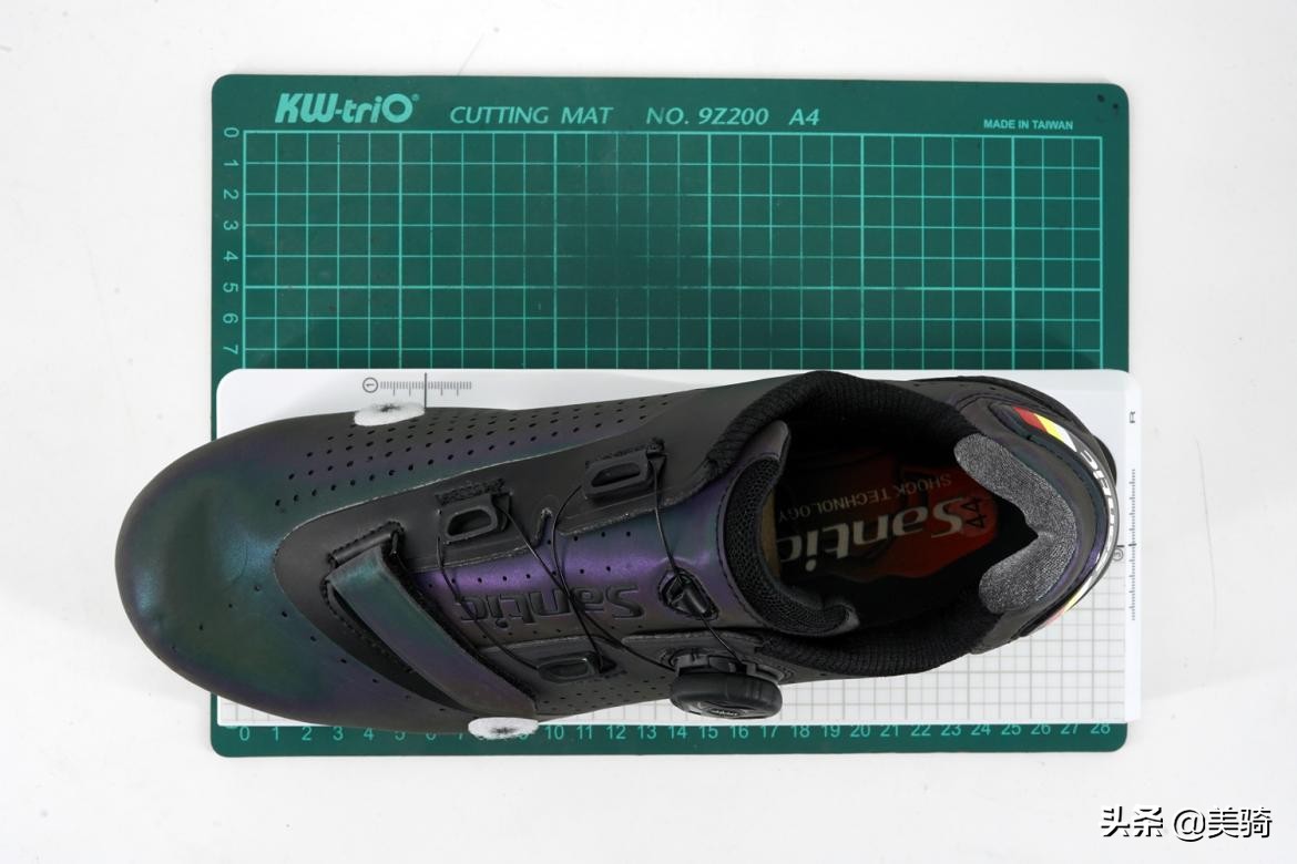 国产抗造碳底锁鞋推荐,入门公路锁鞋品牌推荐