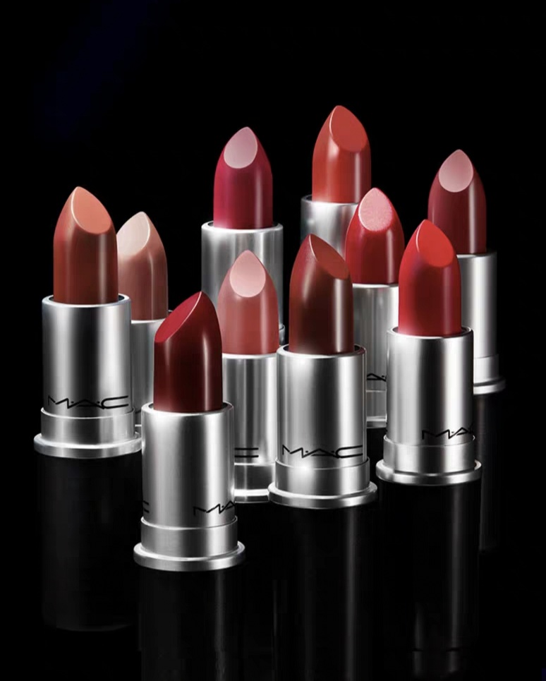 学习化妆适合的彩妆,学化妆怎么能学得又快又好