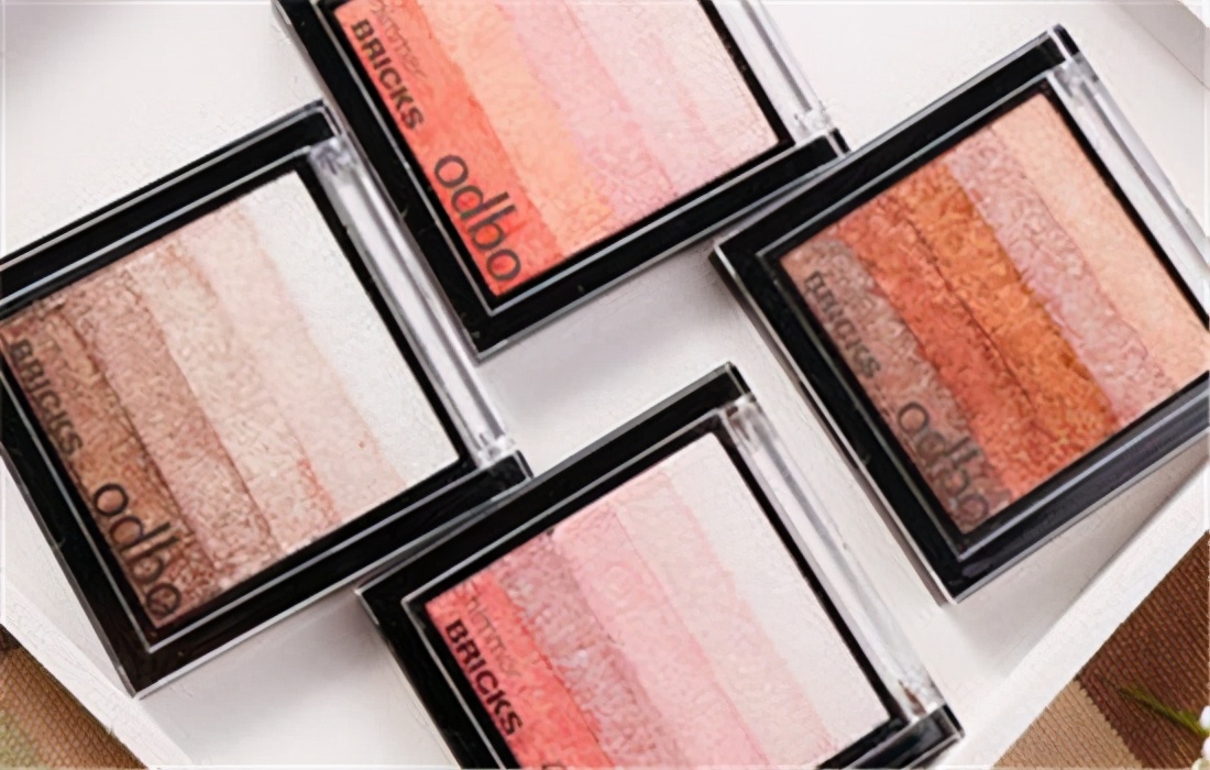 眼影过期样子,眼影过期是什么味道