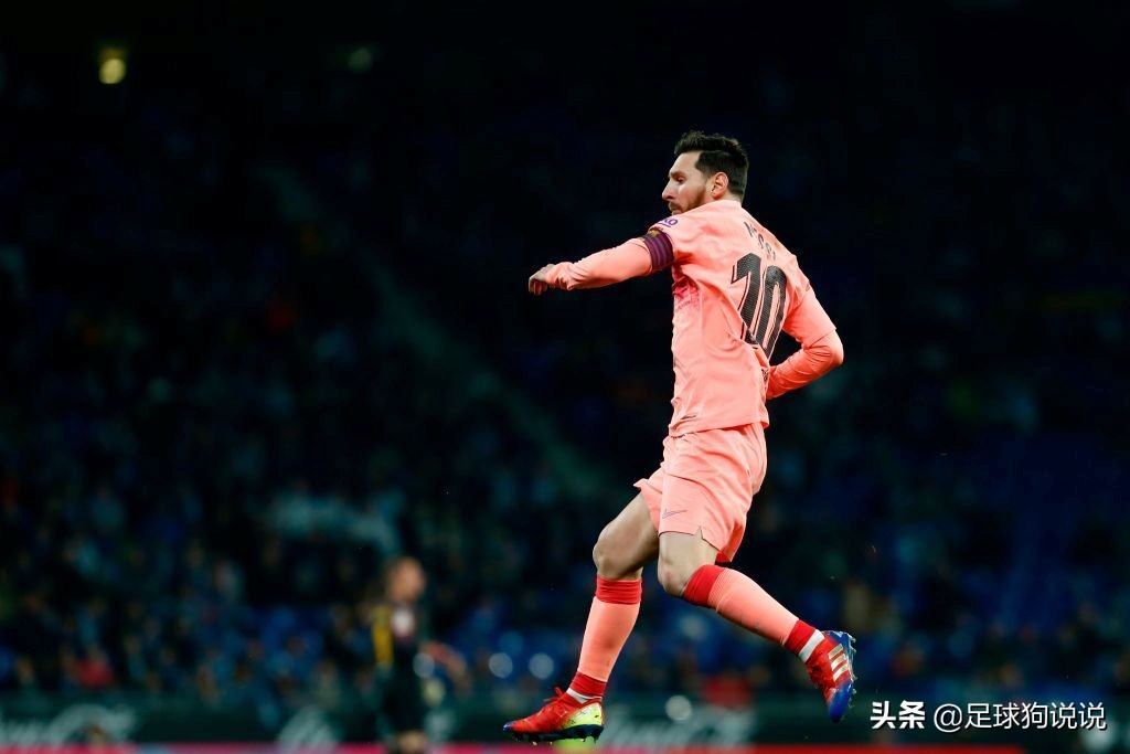 梅西盘带抢断穿裆一条龙过人破门,梅西停球穿裆门将视频