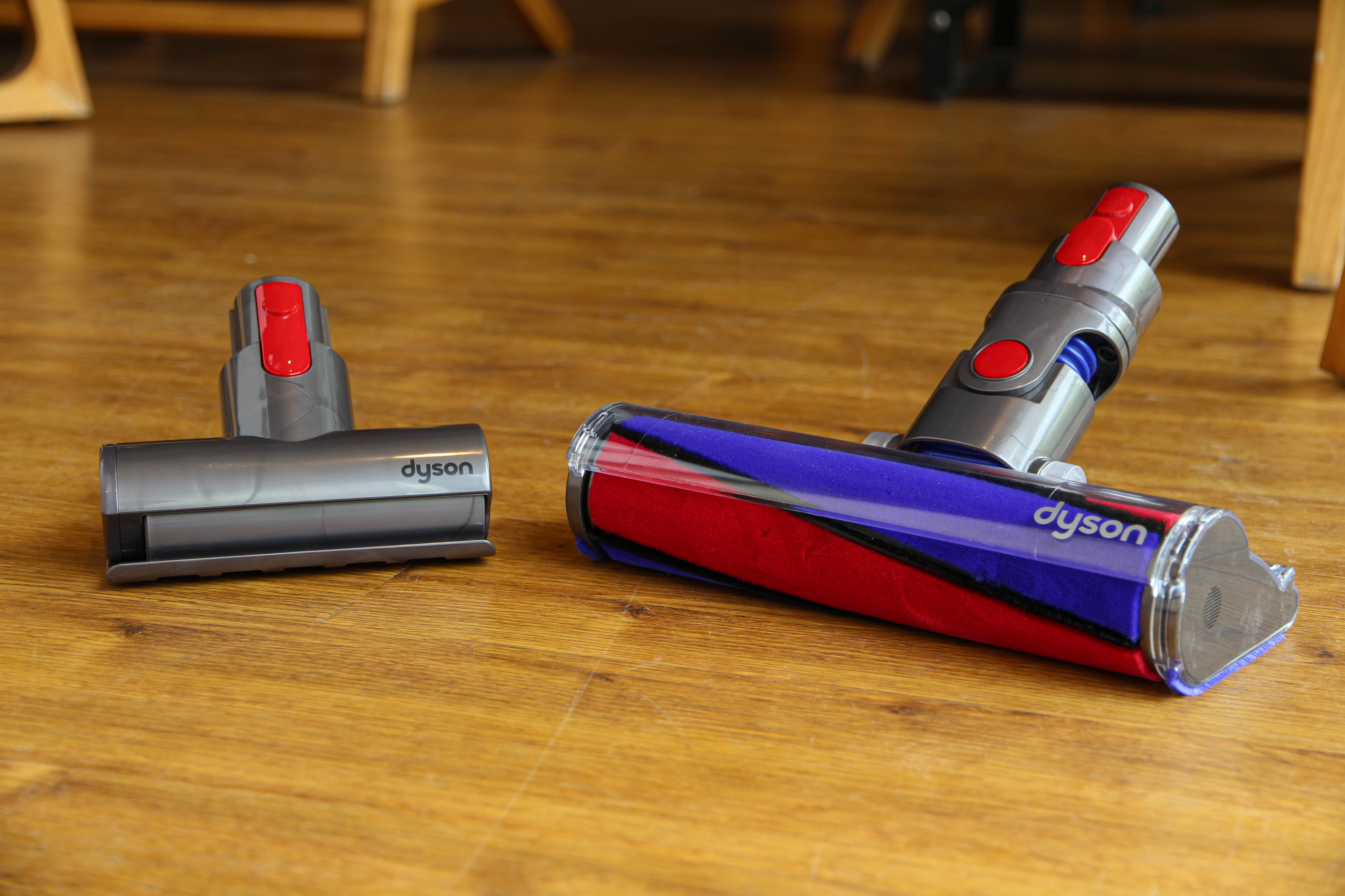 戴森吸尘器v8开箱全过程,戴森吸尘器v8fluffyorigin