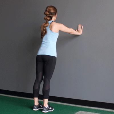 右侧后背僵硬肩胛骨下边疼,右后背肩胛骨下方僵硬是咋回事