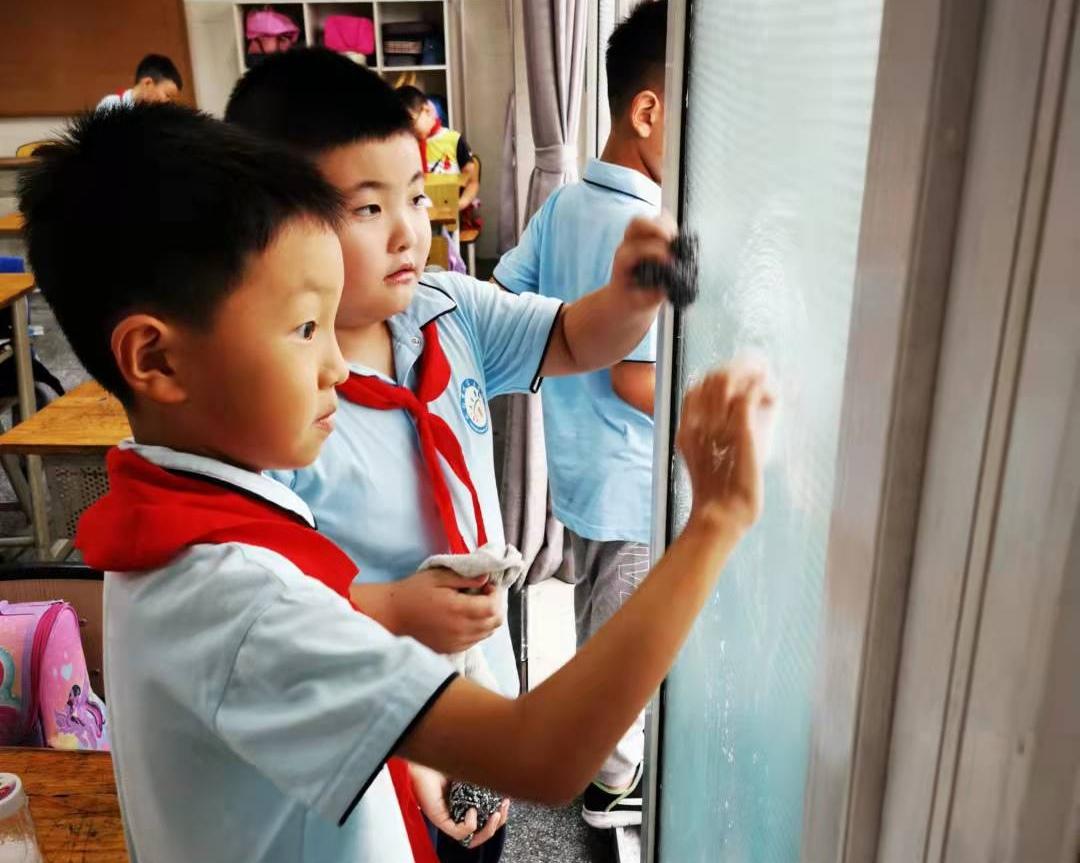 成都市中小学课后服务热门问题,成都公立小学课后服务都做些什么