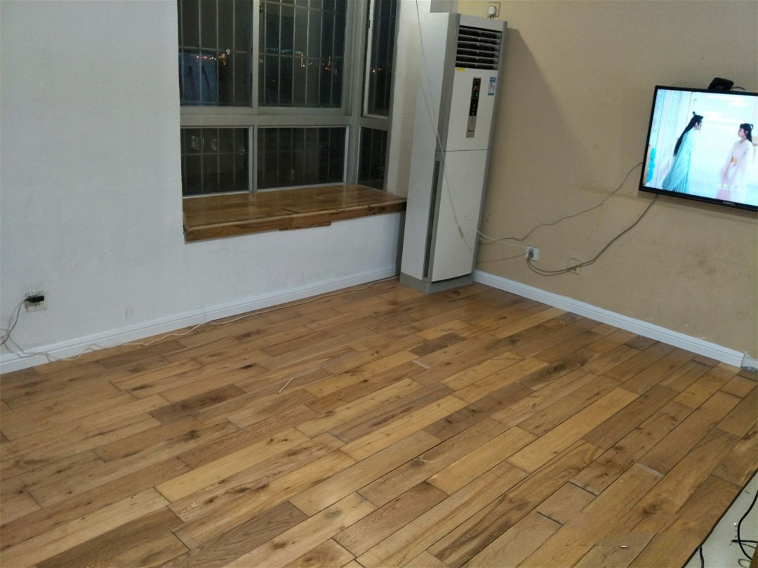 二手房子地板翻新,租房旧地板省钱改造