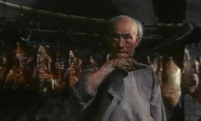 30年前的电影《老店》，将做餐饮的生意经，讲的太直白了