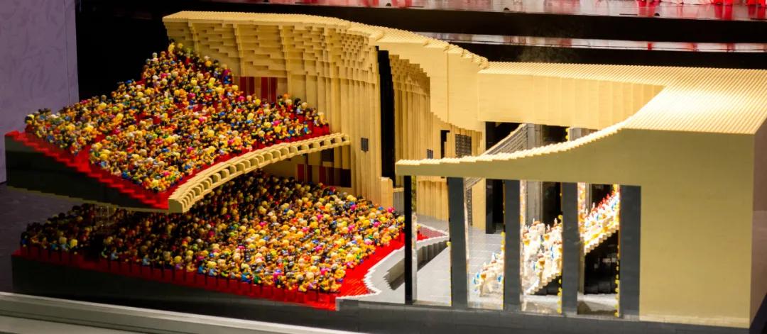 乐高大师最震撼的作品,日本乐高大神用积木拼奥特曼