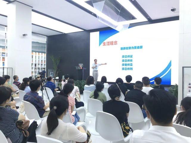 新华书店教育发展,新华书店与学校合作活动