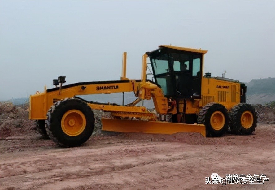 土方机械施工安全,土石方机械设备安全操作规程