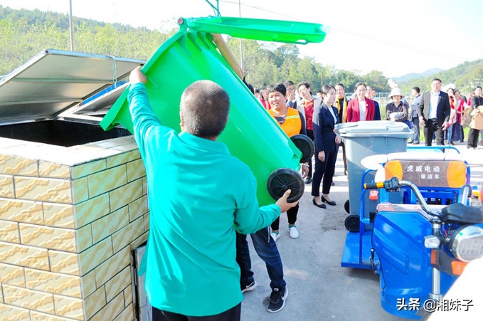 湖南垃圾分类她们在行动！怀化辰溪村里传唱《垃圾分类七字歌》，“分”出居民好习惯