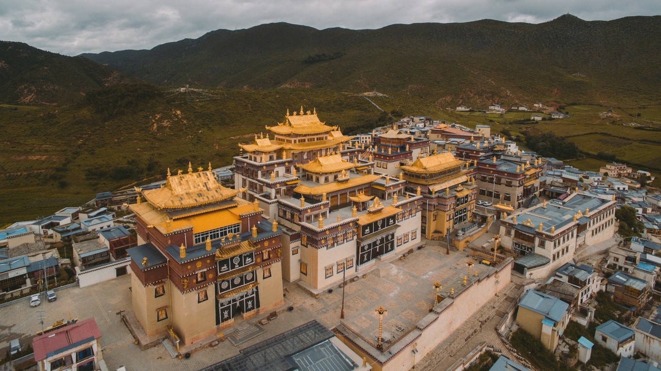 自驾云南滇藏,自驾滇西北旅游