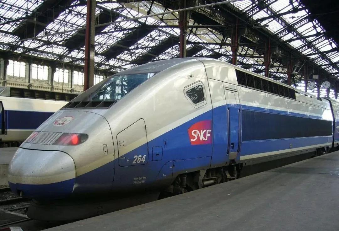 钢轨上的长龙——盘点全球最快火车，中国高铁无悬念第一