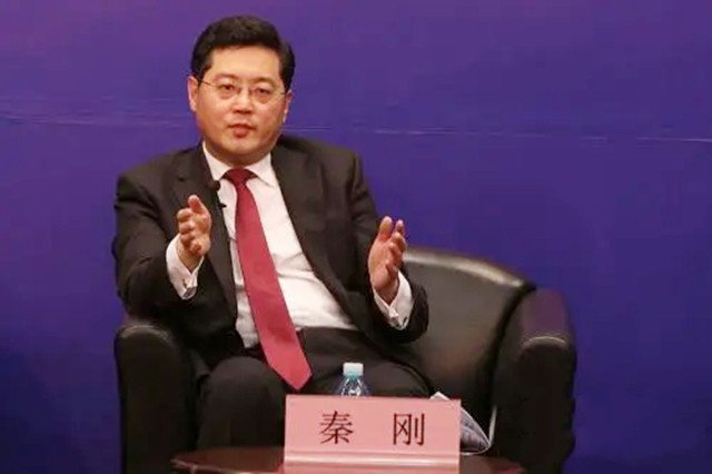 秦刚正式接任驻美大使，澳媒：他气场强大，记者会的表现令人折服