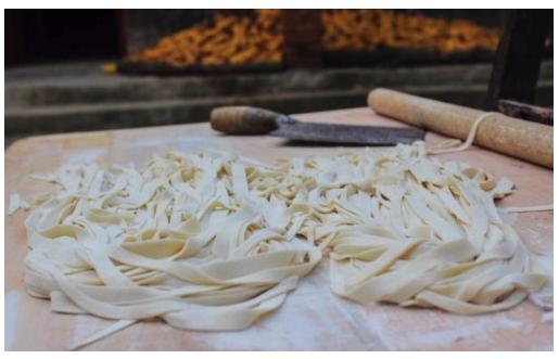 面条大王创业经历,中国最出名面条集团