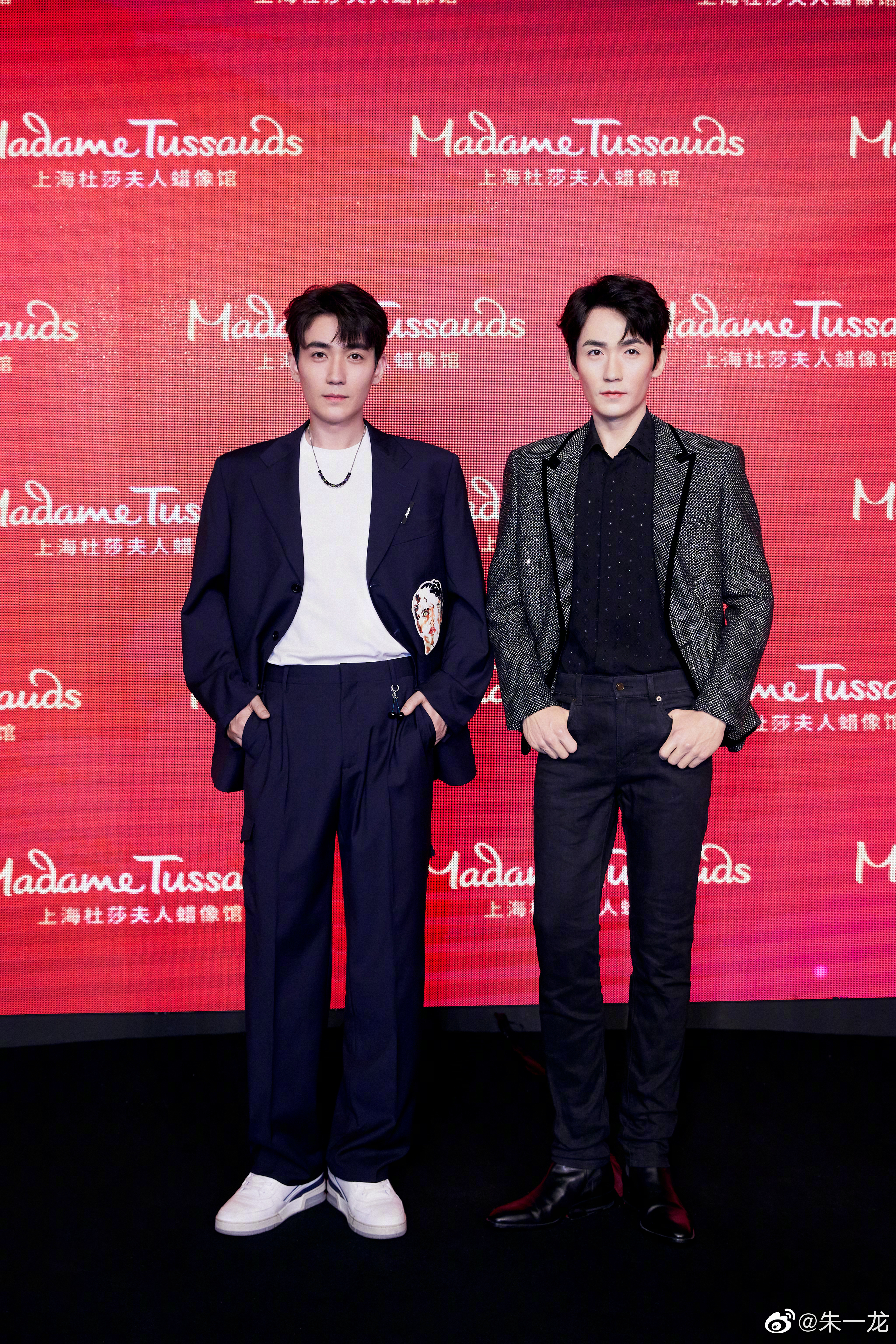 朱一龙笑容三格,朱一龙红衣绝美镜头