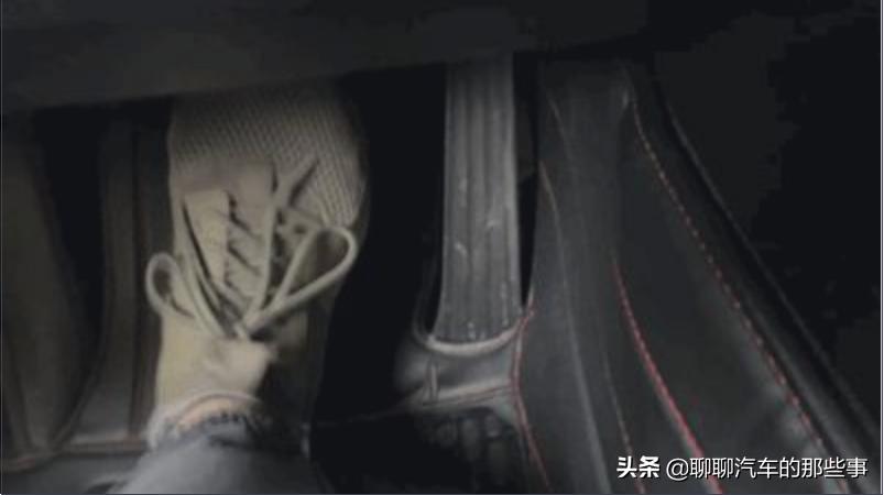 五菱之光油箱灯亮了能跑多少公里,翼虎油箱灯亮了还能跑多少公里