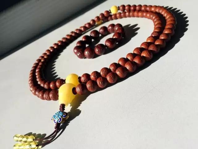 鸡爪骨文玩市场价格,最靠谱的文玩价格参考表赶紧收藏