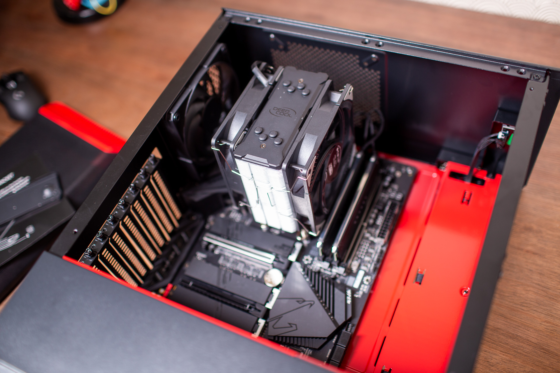 b550主板能发挥5900x性能吗,b550主板支持5800x3d吗