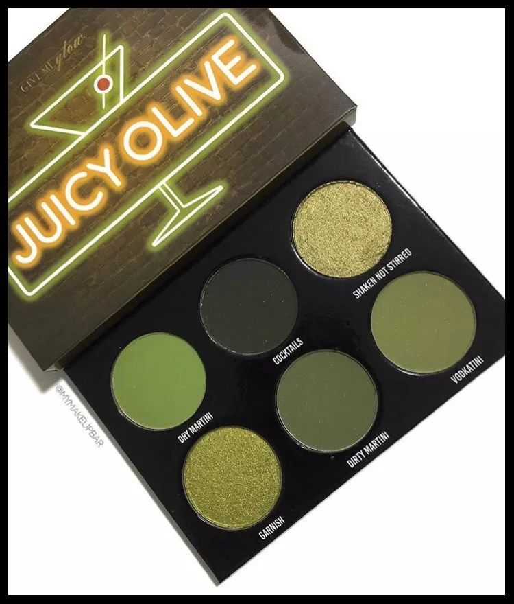 最流行显白的微潮色低调,显白又适合素颜的潮色