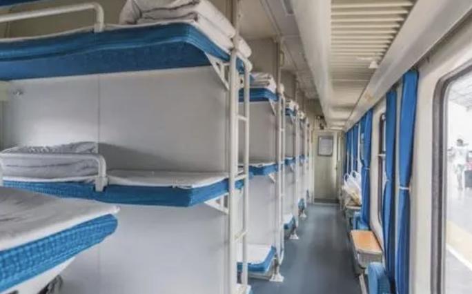 社恐坐地铁,社恐坐地铁抢不到座位