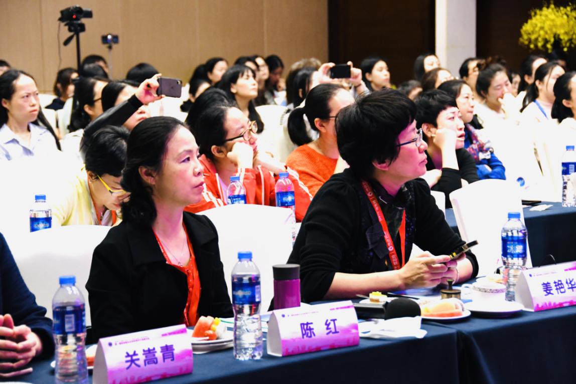 鹏城聚首促专业精耕论坛把脉弥区域短板--深圳市二院妇科成功举办第一届阴道镜及宫颈疾病诊疗高峰论坛