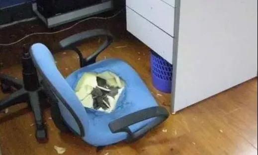 升降椅自爆女子被“*菊爆**”肠道取出多枚碎片！警惕屁股下的椅子