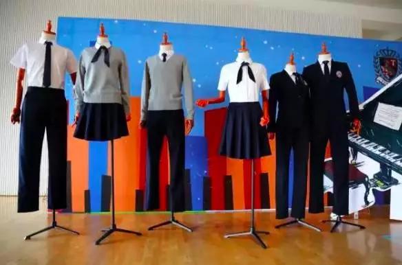 看完谁说中学校服丑？？这几所学校的校服简直颜值爆表