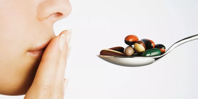 感冒是治还是不治,感冒是不治之症吃什么药