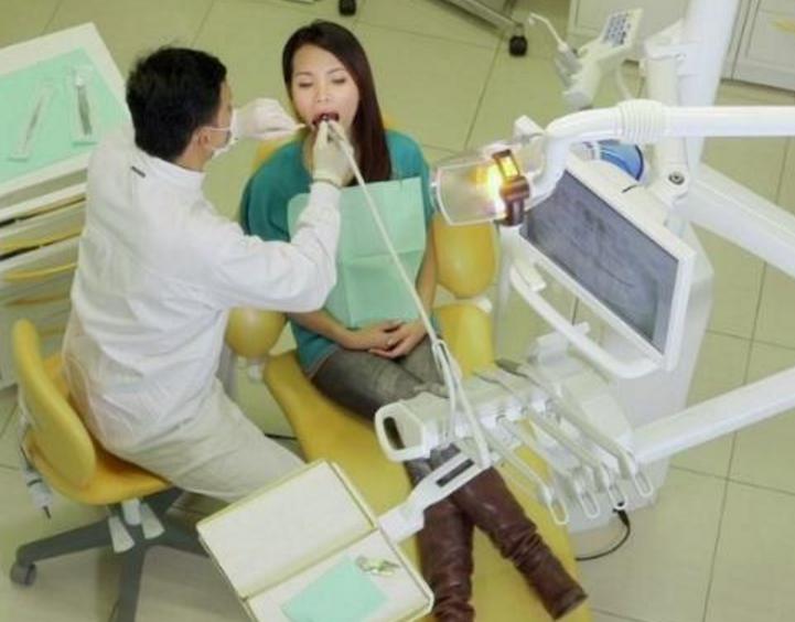 为什么智齿上面的牙龈很臭,为啥智齿臭