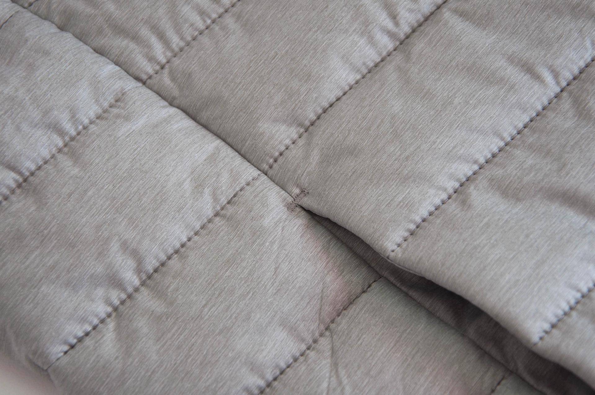 超保暖羽绒棉马甲红色,品牌加厚羽绒马甲含绒量90以上